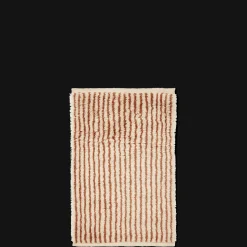 Ferm Living Kami Knyttet Gulvtáppe 80x120 Off-White/Rødbrun