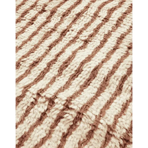 Ferm Living Kami Knyttet Gulvtáppe 120x180 Off-White/Rødbrun
