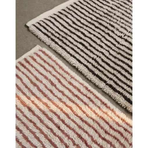 Ferm Living Kami Knyttet Gulvtáppe 120x180 Off-White/Rødbrun