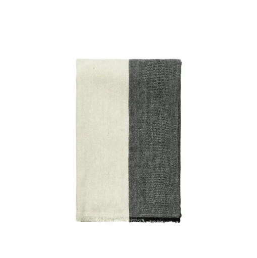 Ferm Living Pila Linen Táppe 120x170 Sort/Elm Green