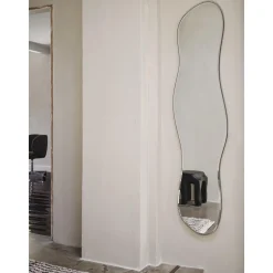 Ferm Living Pond Spejl Lang Mørk Krom