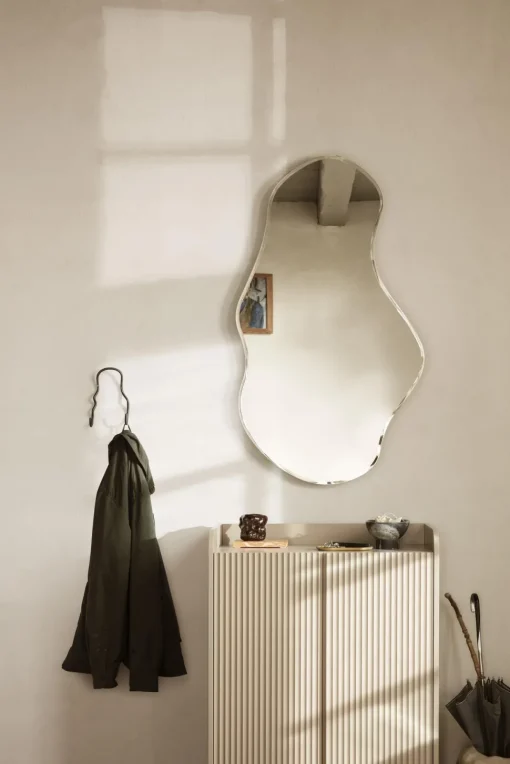 Ferm Living Pond Spejl Stor Mørk Krom