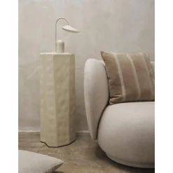 Ferm Living Senti Stribet Pude Mørk Sand/Linned