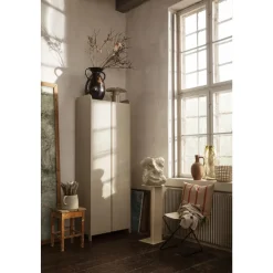 Ferm Living Sill Skab Høj Cashmere