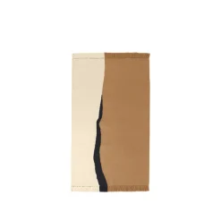 Ferm Living Soil Kelim Gulvtáppe 140x200 Mørk Sand/Off-White