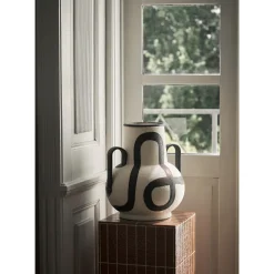 Ferm Living Trace Vase Off White