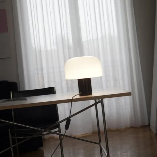 Flos Bellhop T Bordlampe Hvid/Glas