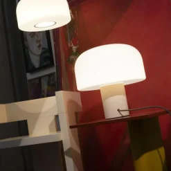 Flos Bellhop T Bordlampe Hvid/Glas