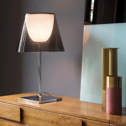 Flos KTribe T1 Bordlampe Fumé/Røgfarvet