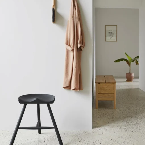 Form & Refine Shoemaker Chair No. 49 Sortbejdset Bøg