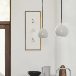 Frandsen Ball PendelØ18 cm Varm Grå