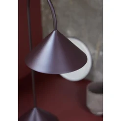 Frandsen Grasp Transportabel Lampe H72 Matt Beetroot