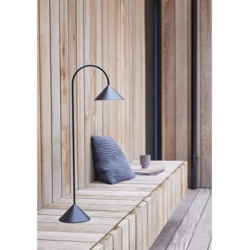 Frandsen Grasp Transportabel Lampe H72 Matt Beetroot