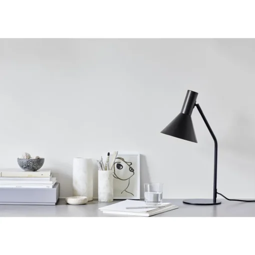 Frandsen Lyss Bordlampe Mat Almond