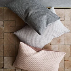 Fritz Hansen AJ Trapez Pude 40x60 Earth Brown