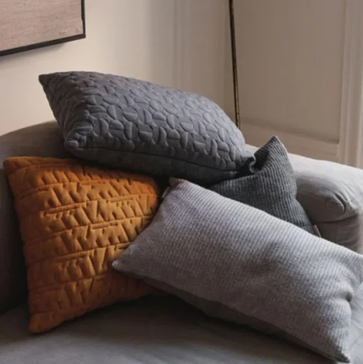 Fritz Hansen AJ Trapez Pude 40x60 Earth Brown