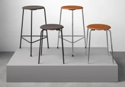 Fritz Hansen High Dot Skammel Walnut