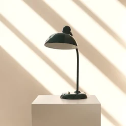 Fritz Hansen Kaiser Idell 6556-T Bordlampe Bespoke Green/Messing - Exclusive Edition