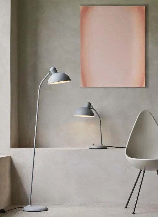 Fritz Hansen Kaiser Idell 6556-T Bordlampe Mat Grå
