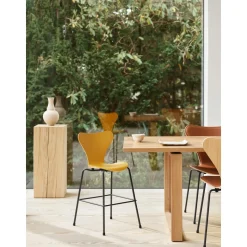 Fritz Hansen Serie 7 Juniorstol Brándt Gul