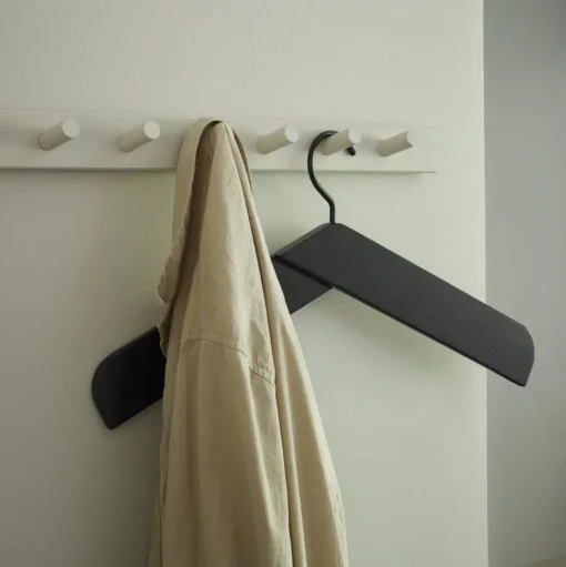 Fritz Hansen Skagerak Collar Bøjle Egetrá Sort
