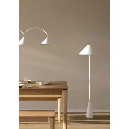 Globen Lighting Cannes Gulvlampe Hvid