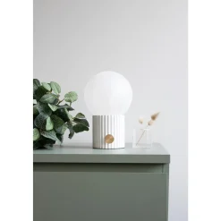 Globen Lighting Hubble 15 Bordlampe Hvid