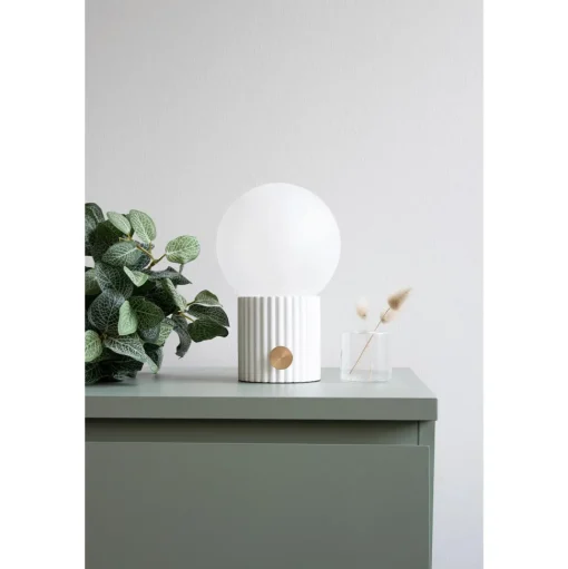 Globen Lighting Hubble 15 Bordlampe Hvid