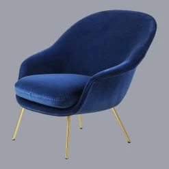 GUBI Bat Lánestol Velvet 420 Safir Blå