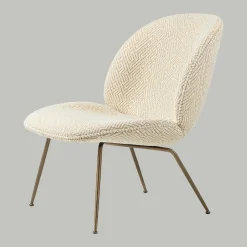 GUBI Beetle Lánestol Dora Boucle Med Ben I Antik Messing