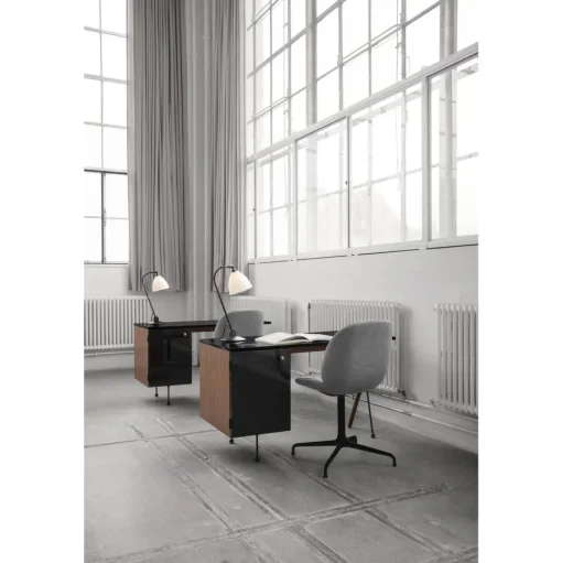 GUBI Bestlite BL2 Bordlampe Grå & Messing