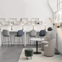 GUBI Bestlite BL6 Váglampe Sort Messing & Porcelán