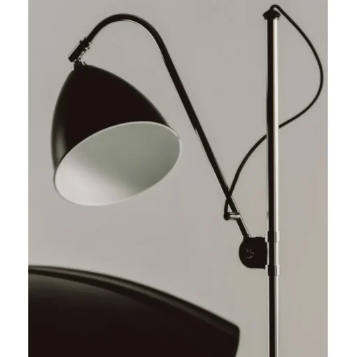 GUBI Bestlite BL3M Gulvlampe Sort & Krom