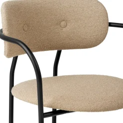 GUBI Coco Spisebordstol med Armlán Around Bouclé 004