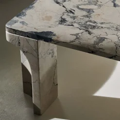 GUBI Doric Sofabord Firkantet 80 x 80 cm Electric Grey