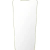 GUBI F.A. 33 Vágspejl 70 x 146 cm Poleret Messing