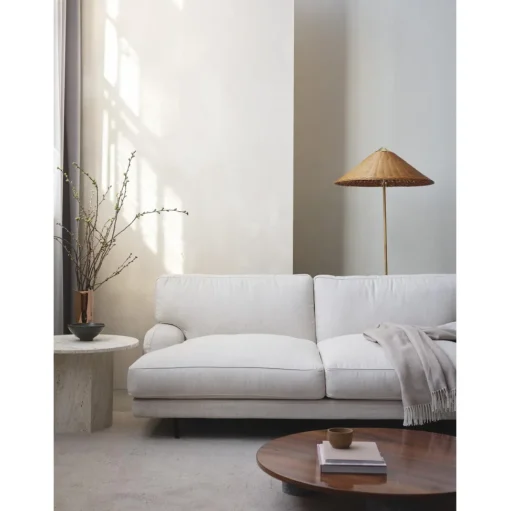 GUBI Flaneur Sofa 2 Seater Indianskop 15 Med Ben I Antik Messing