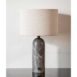 GUBI Gravity Bordlampe Grå Marmor og Lárred Skárm Lille