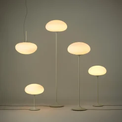 GUBI Stemlite Bordlampe Dámpbar Stor Grå