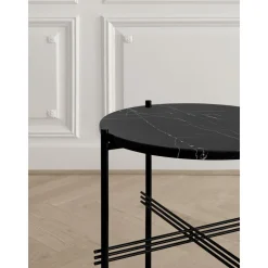 GUBI TS Sofabord RundtØ55 Messing/Sort Marquina Marmor