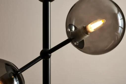 Halo Design Atom Gulvlampe Smoke/Sort