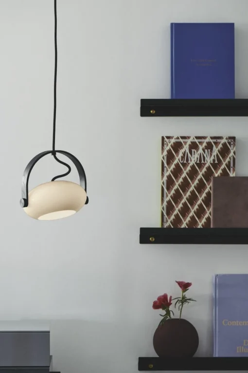 Halo Design D.C PendelØ18 Hvid/Eg