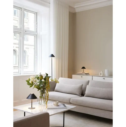Halo Design Hygge Transportabel Lampe Black