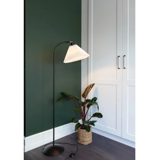 Halo Design Medina Gulvlampe Hvid/Sort