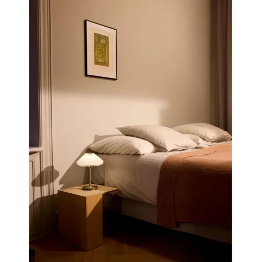 Halo Design Paris BordlampeØ24 Clean White/Sort