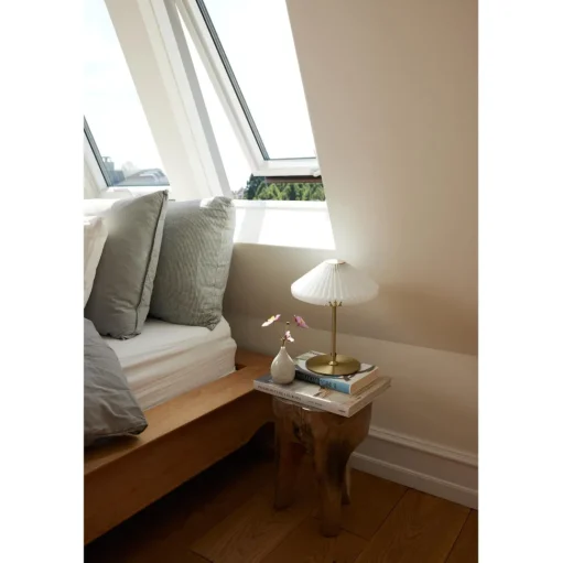 Halo Design Paris BordlampeØ24 Clean White/Sort