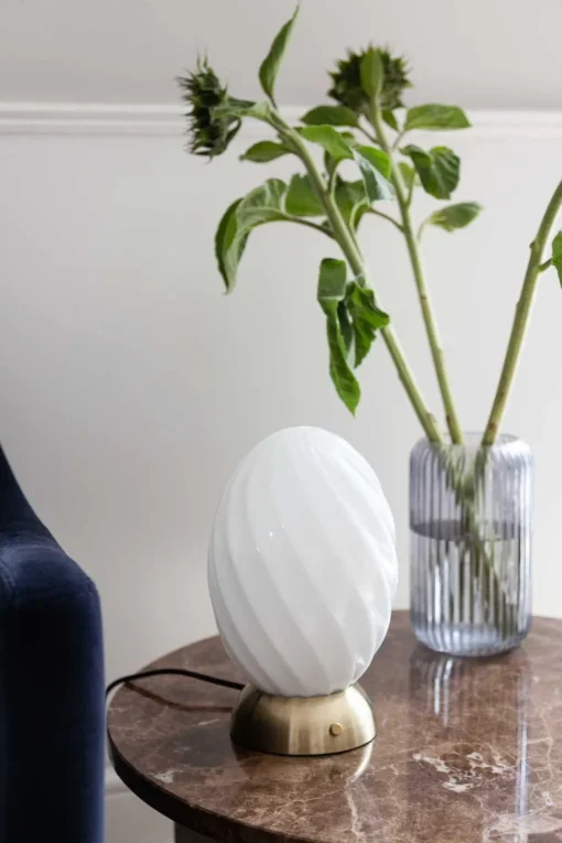 Halo Design Twist Oval Bordlampe Opal/Sort