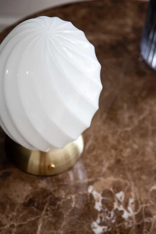 Halo Design Twist Oval Bordlampe Opal/Sort