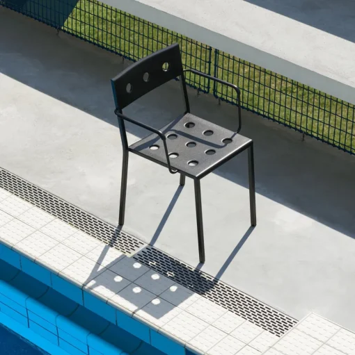 HAY Balcony Stol med Armlán Antracit