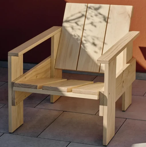 HAY Crate Lánestol Lakeret Fyrretrá